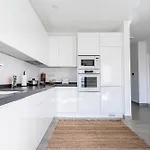 Riverview T2 Luxe 1 Floor Appartement Portimão